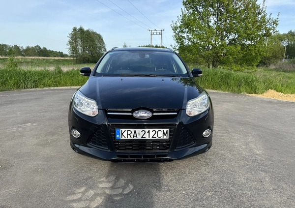 Ford Focus cena 32900 przebieg: 194687, rok produkcji 2014 z Mrozy małe 254